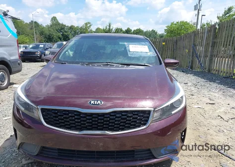 2017 Kia Forte Lx из США, поврежденный, VIN 3KPFK4A71HE114714